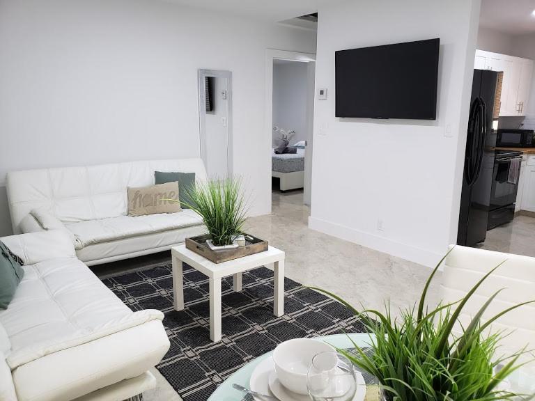 Apts With Backyard Near Fort Lauderdale Beach, Nightlife, Cruise Port, Airport Экстерьер фото